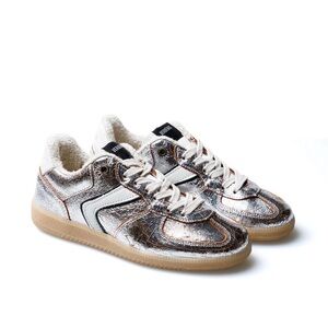 NWT Verbenas Silver and Cream Sneakers - size 9